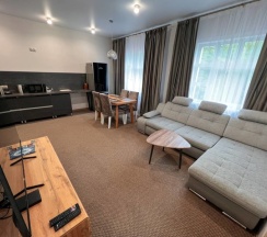 люкс двухкомнатный в Берлога