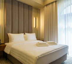 Стандарт с балконом в The Rison Hotel