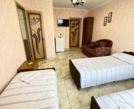 Трёхместный номер Standard с красивым видом из окна в Апельсин