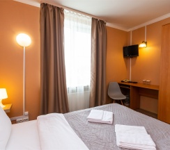 Стандартный номер с одной большой кроватью в Ям