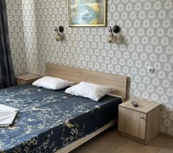 Люкс двухкомнатный в Империя