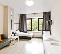 STUDIO Улучшенные 4 местные бюджетные студии с 4 кроватями в Апартаменты