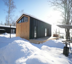 Четырёхместный Барнхаус на берегу озера в ЭкоPort на Отрадном