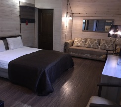 ЛЮКС с большой двуспальной кроватью в Софийские вершины