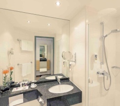 Двухместный номер Privilege двуспальная кровать в Mercure Hotel Düsseldorf City Nord