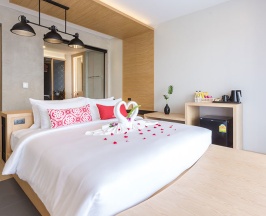 Двухместный Aurico Nest двуспальная кровать в Aurico Kata Resort & Spa