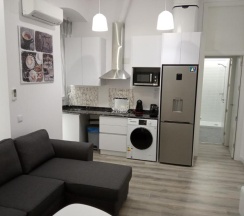 Апартаменты с 2 комнатами в Alicante Center Apart