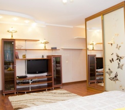 1-комнатные апартаменты улучшенные в RENT-сервис (Рент-сервис) на Иртышской набережной 29