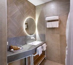 LUXE YAMAGUCHI в Kamarooms Business Hotel&Spa