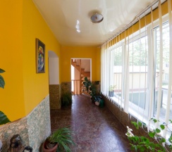 Коттедж с 2 комнатами в Наратэй