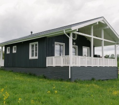 Скандинавский дом с видом на озеро в Forrest Lodge Karelia