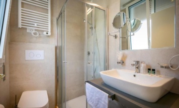 Трёхместный номер Deluxe с видом на море в Hotel Le Lampare