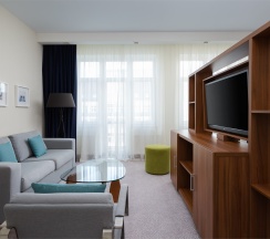 Улучшенная студия с кроватью KIng в Radisson Завидово