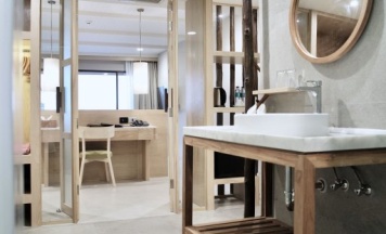 Двухместный номер Canna Deluxe двуспальная кровать в Andaman Cannacia Resort & Spa