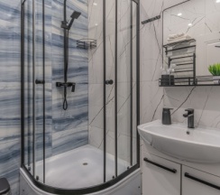 Дизайнерские апартаменты стандарт в Renessans