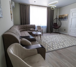 Семейный люкс в Pullman D | M