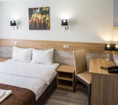 Бизнес 2-комнатный номер в Welcome Inn