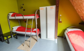 Кровать в общем номере (женский номер) в HostelCity 57