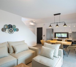 Вилла с 3 комнатами в SEASCAPE VILLAS VASSILIKI - Beachfront villas