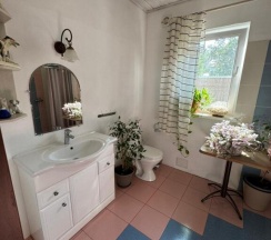 Семейный коттедж с красивым видом из окна в Формоза