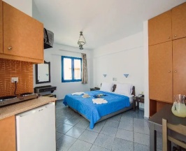 Студия Standard с балконом в Iliana Hotel
