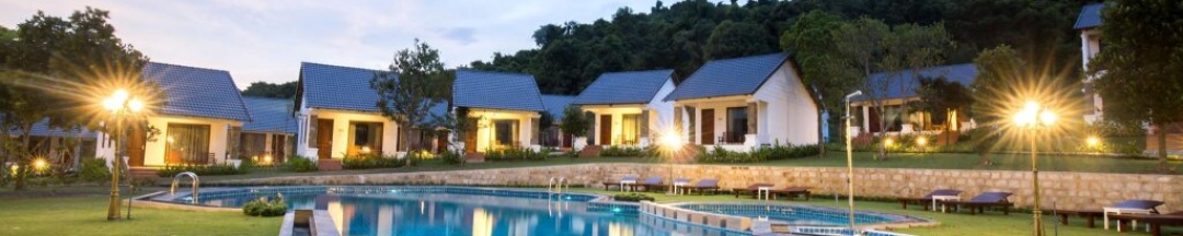 Кровать в общем номере в Santa Garden Resort