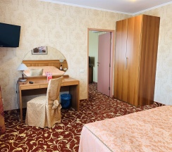 Двухкомнатный люкс (Suite Superior) в Славянка