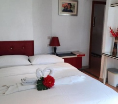 Двухместный номер Standard двуспальная кровать в Swiss Food Restaurant and Hotel