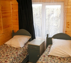 Пятиместный коттедж в  Изумруд