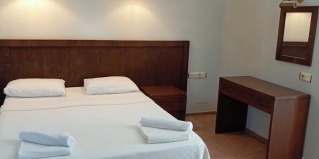 Турунч: Апартаменты Es Apartments