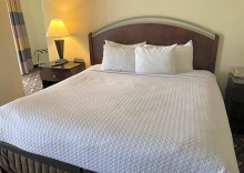 Двухместный люкс двуспальная кровать в Country Inn & Suites by Radisson, Austin North