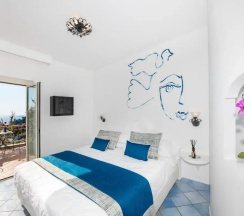 Двухместный номер Executive Seaview (двуспальная кровать) в Positano Art Hotel Pasitea