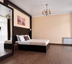 4х местный номер Супериор с балконом в Alpen House