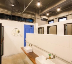 Семейный номер Deluxe в bloo Hostel