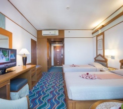 Двухместный номер Superior с видом на море двуспальная кровать в Asia Cha Am Hotel