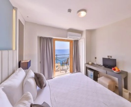 Двухместный номер Deluxe с видом на море 2 отдельные кровати в Hera Hotel