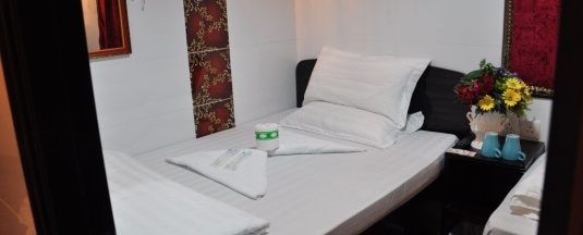 Двухместный номер Comfort двуспальная кровать в Swiss Hostel