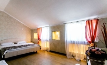 5 местный семейный  номер со своим с/у в Белый сад