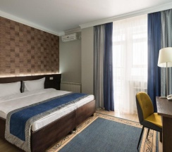 Двухместный номер Standard с балконом двуспальная кровать в Ncity Hotel