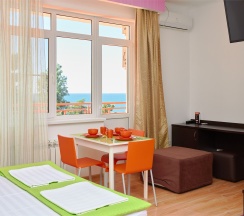 Стандарт 3-х местный с балконом в Диса