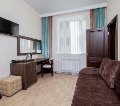 Номер улучшенный семейный в Колибри