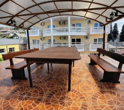 Домик с патио и видом на море  /Без питания или ALL INCLUSIVE + BAR в Лоогуна