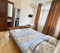 Трёхместные апартаменты в Summer House
