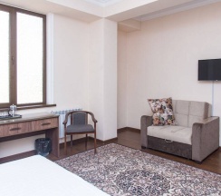 Двухместный номер Standard с видом на город двуспальная кровать в Boutique Hotel Meros