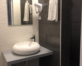 Трёхместный номер Superior в Мелия family