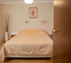 Двухместный люкс двуспальная кровать в Ашкадар