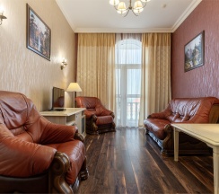 Модерн  (Двухкомнатный 3-х местный номер с балконом) в Odeon