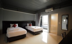 Двухместный номер Deluxe 2 отдельные кровати в B-Black Hotel Chonburi