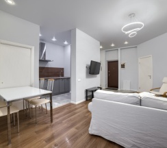 Апартаменты Америка с панорамным балконом (на ул. Павлюхина 110 В) в KazanHome