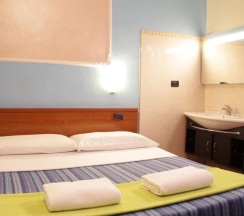 Трёхместный номер Standard в Hotel America